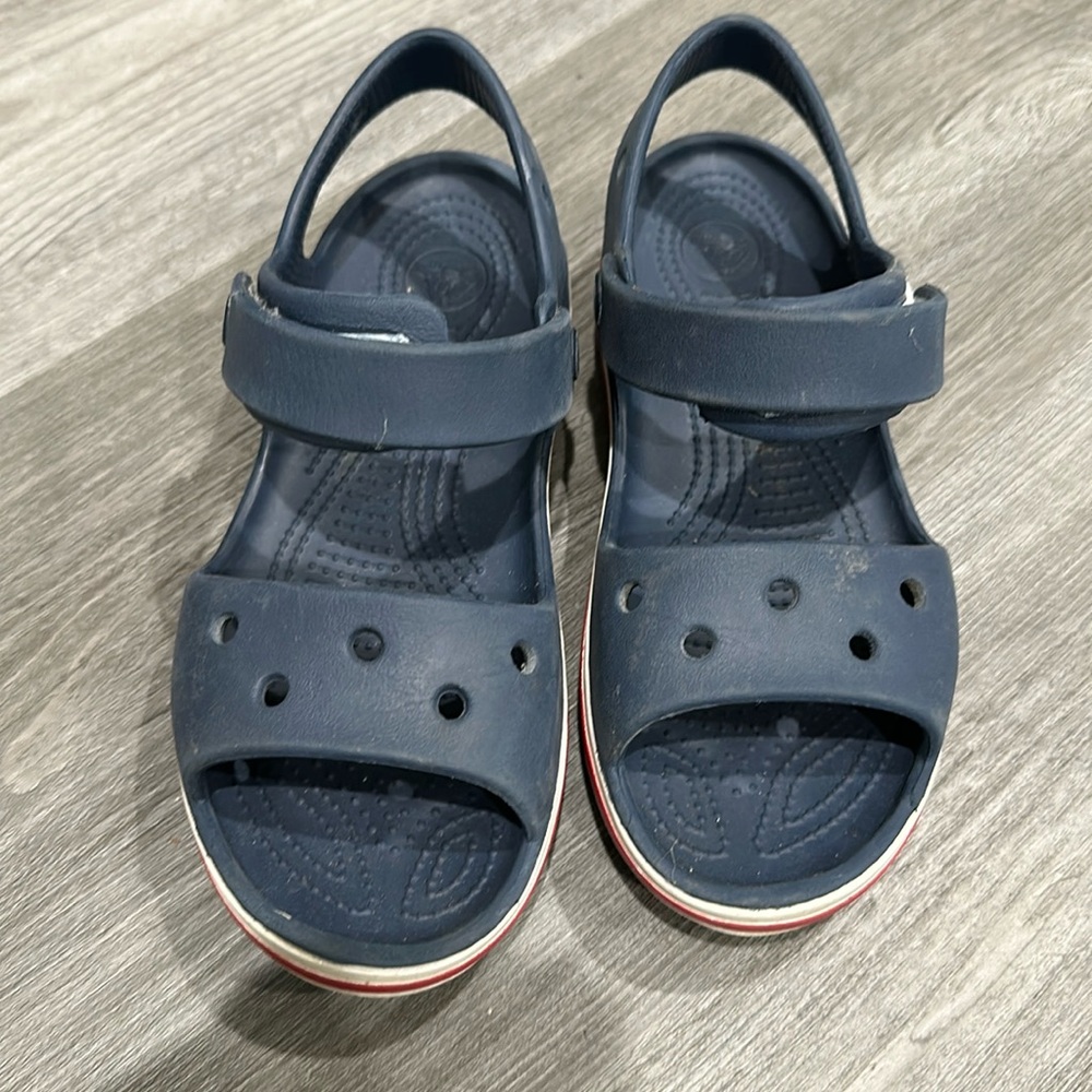 Crocs sandals size 1 kids